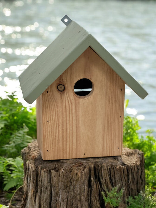 Lily Nest Box