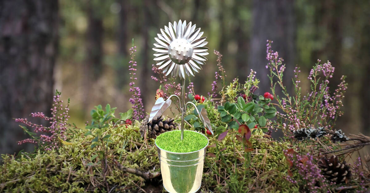 Sunflower Pot